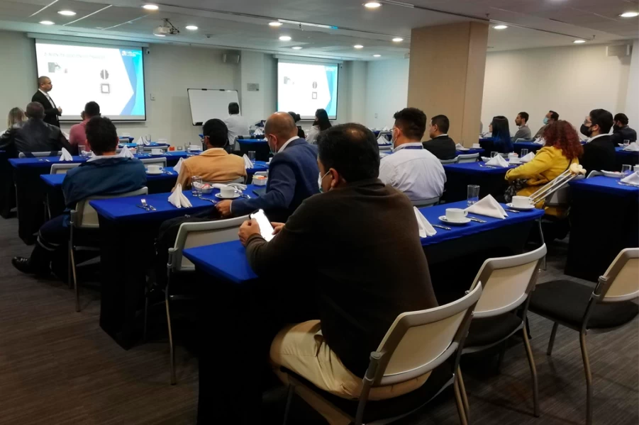 Neural Labs presents its new innovations in Bogotá